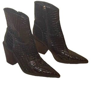 Truffle Collection mid heeled western boots in black croc size 40 EUR/ 9 US